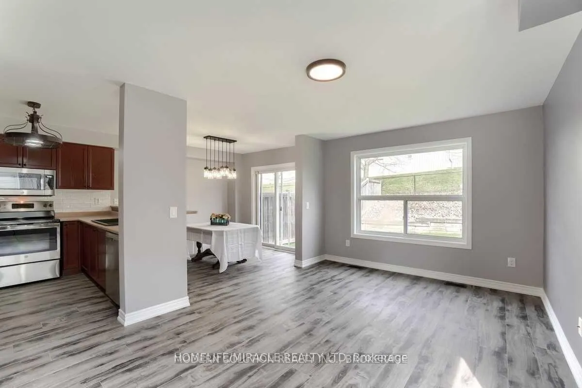 Photo 7 of 408 Orvis Crescent, Shelburne — HOMEH