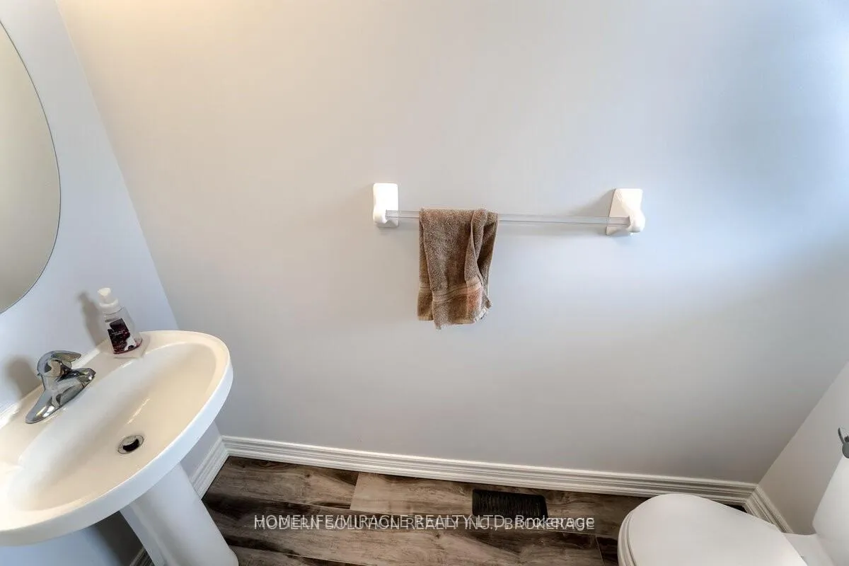 Photo 15 of 408 Orvis Crescent, Shelburne — HOMEH