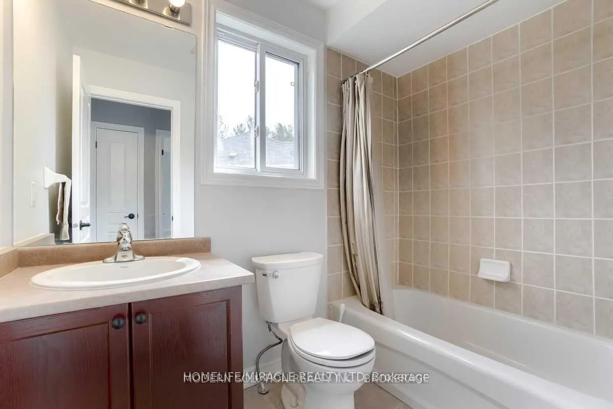 Photo 23 of 408 Orvis Crescent, Shelburne — HOMEH