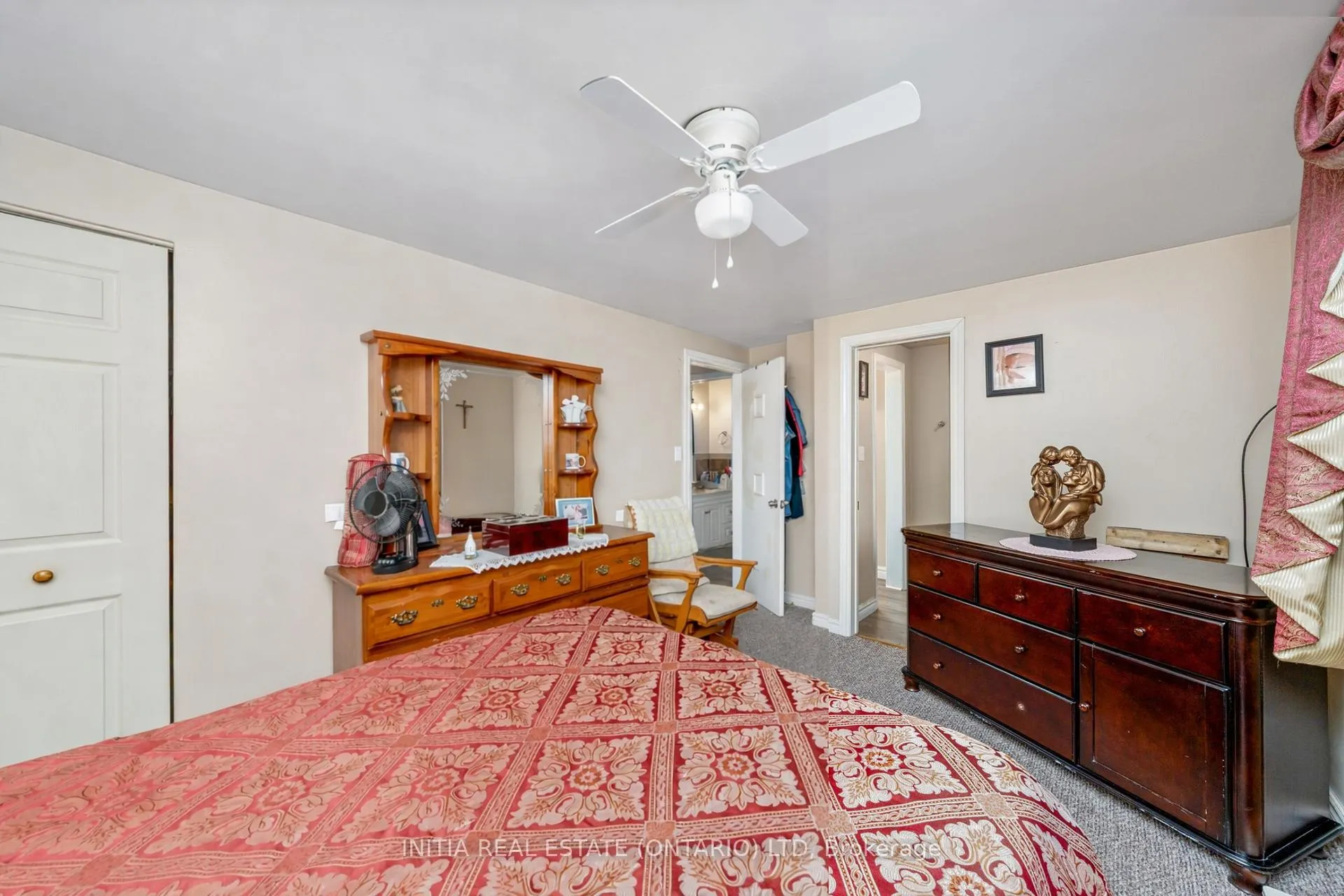 Photo 15 of 862 Assiniboine Crescent, Sarnia — HOMEH