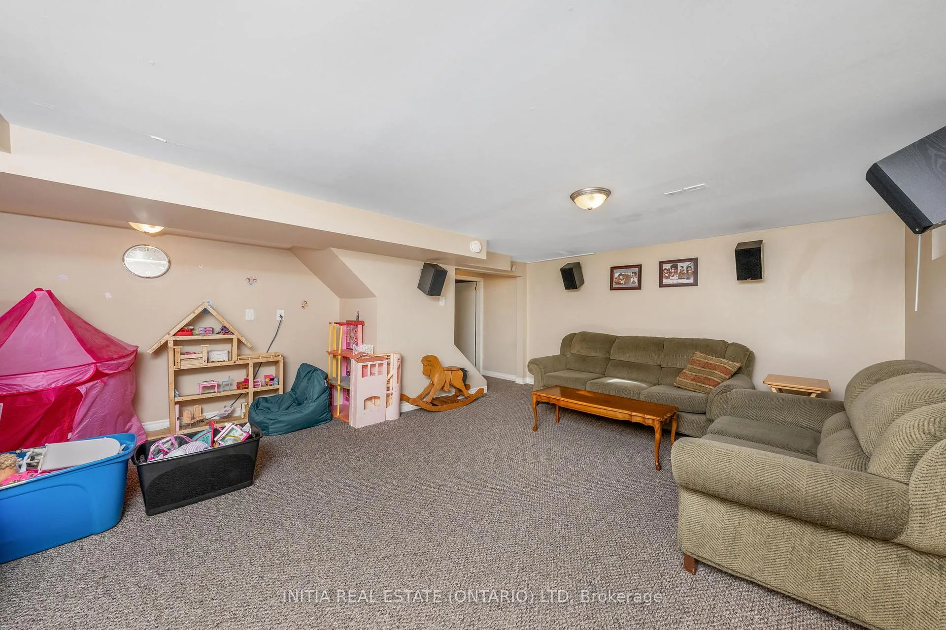 Photo 22 of 862 Assiniboine Crescent, Sarnia — HOMEH
