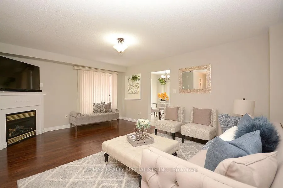 Photo 10 of 30 Galtee Road, Brampton, Credit Valley — HOMEH