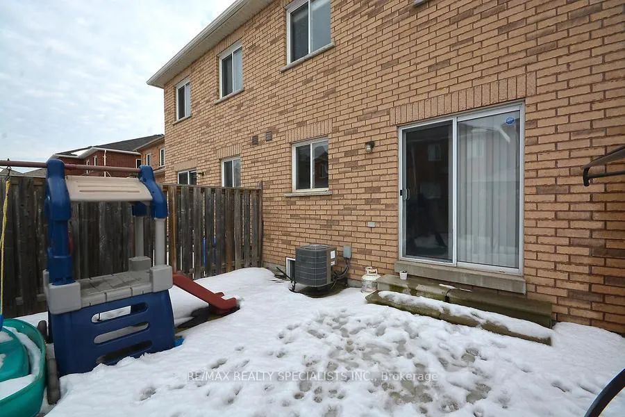 Photo 35 of 30 Galtee Road, Brampton, Credit Valley — HOMEH