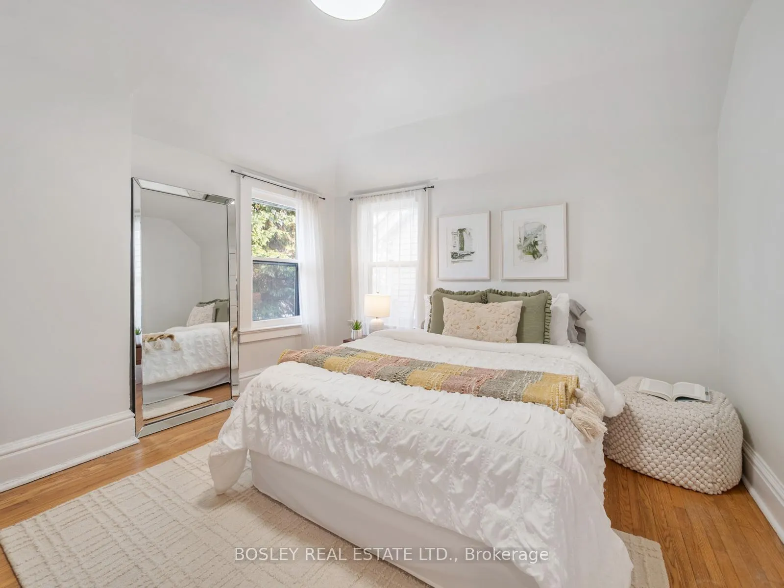 Photo 18 of 43 Bellefair Avenue, Toronto, The Beaches — HOMEH