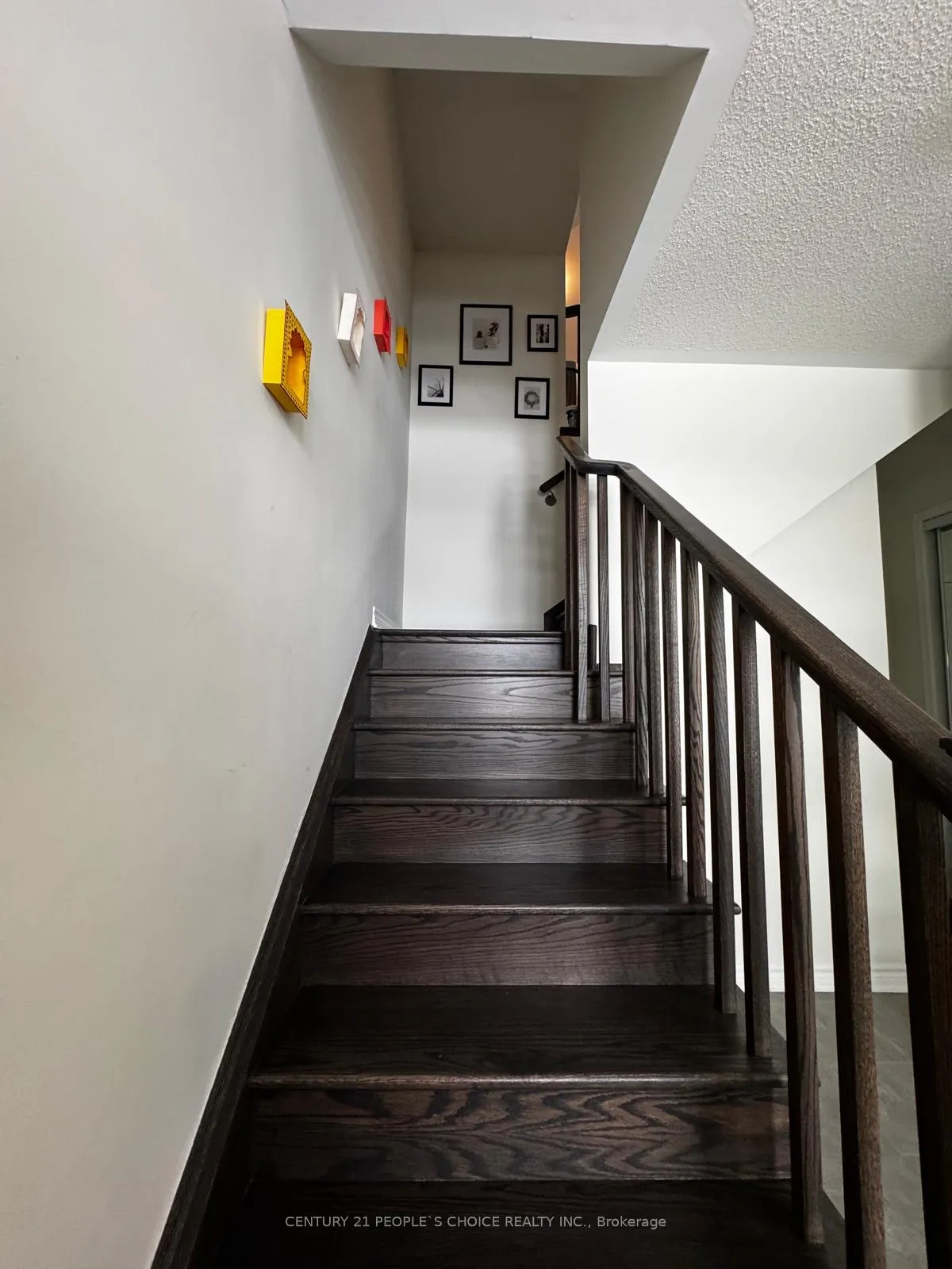 Photo 5 of 47 Summer Wind Lane N, Brampton, Northwest Brampton — HOMEH