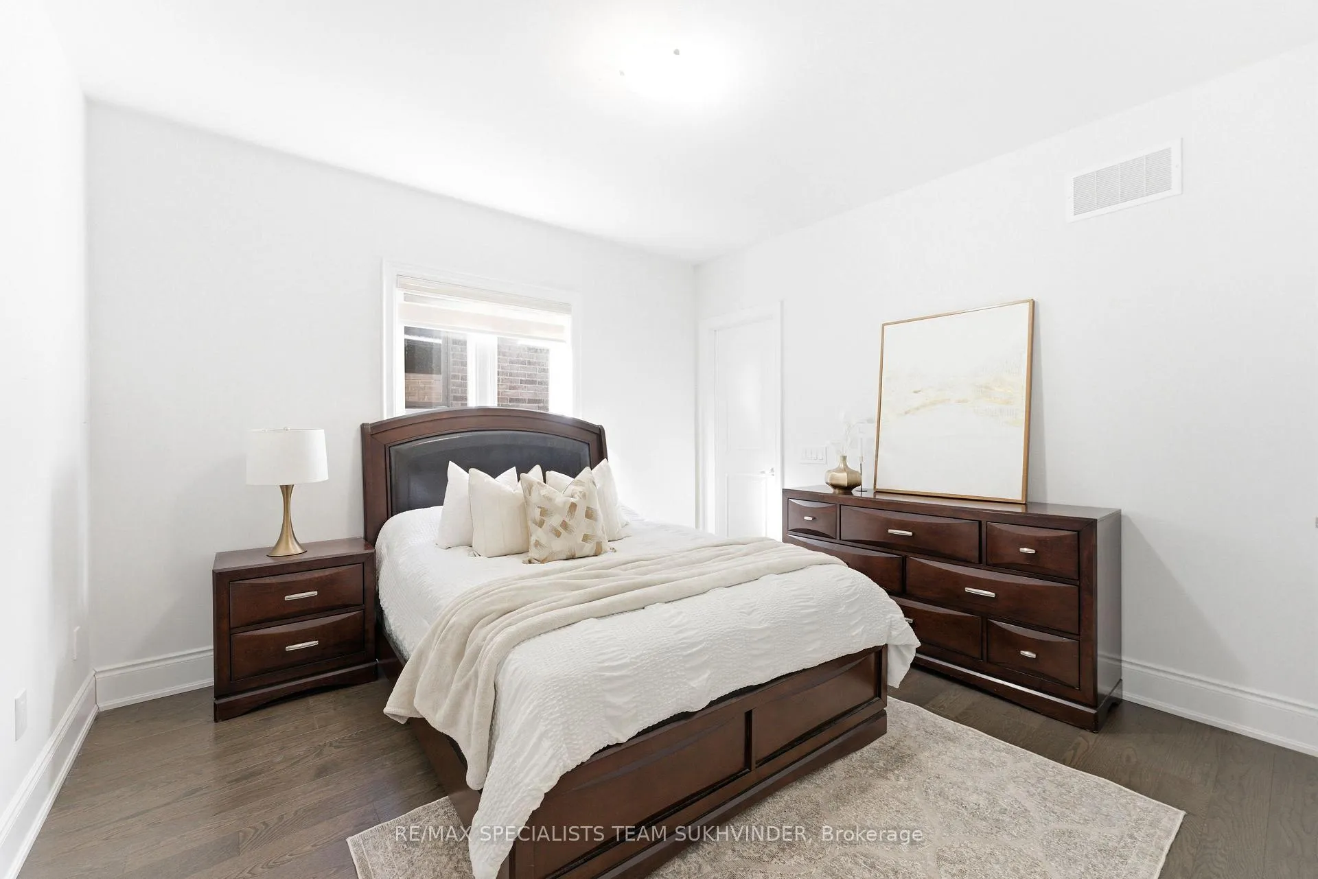 Photo 22 of 119 Raspberry Ridge Avenue, Caledon, Caledon East — HOMEH