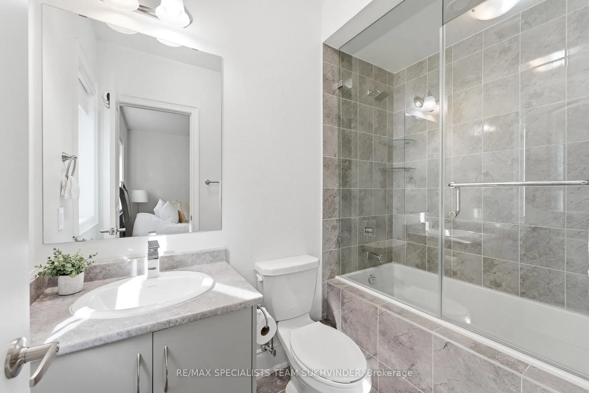 Photo 23 of 119 Raspberry Ridge Avenue, Caledon, Caledon East — HOMEH