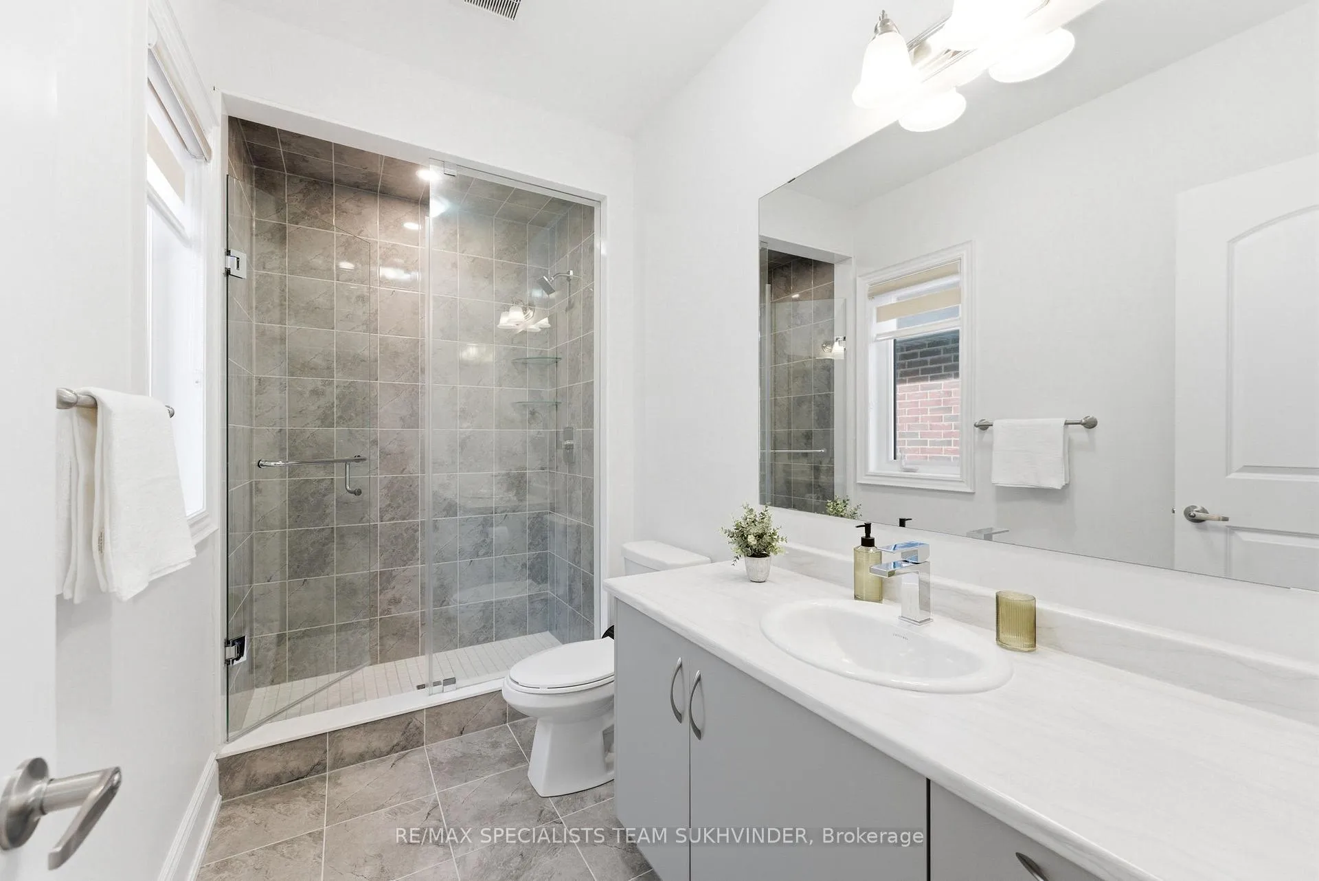 Photo 25 of 119 Raspberry Ridge Avenue, Caledon, Caledon East — HOMEH