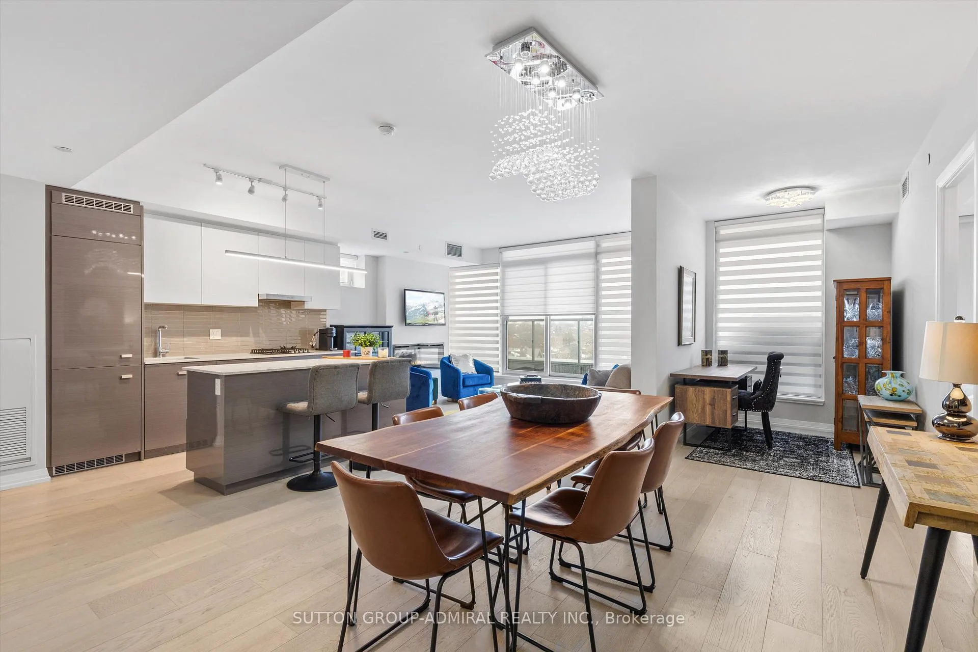 Photo 3 of Unit 614, 835 St Clair Avenue, Toronto, Wychwood — HOMEH