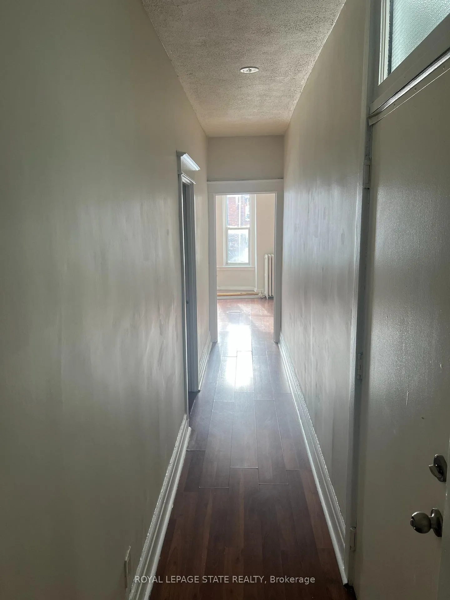 Photo 3 of Unit 2, 599 King Street E, Hamilton, Landsdale — HOMEH
