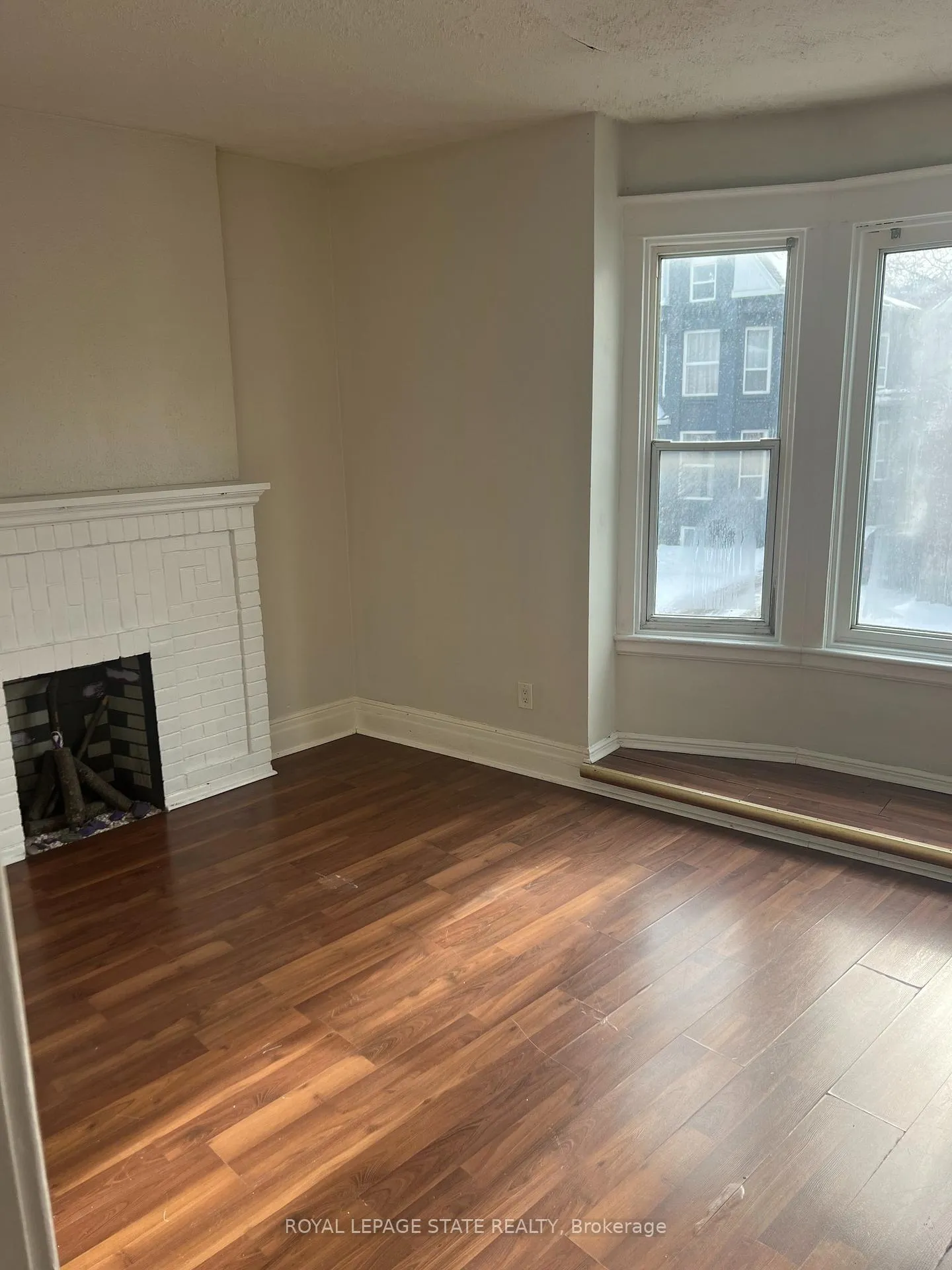 Photo 6 of Unit 2, 599 King Street E, Hamilton, Landsdale — HOMEH