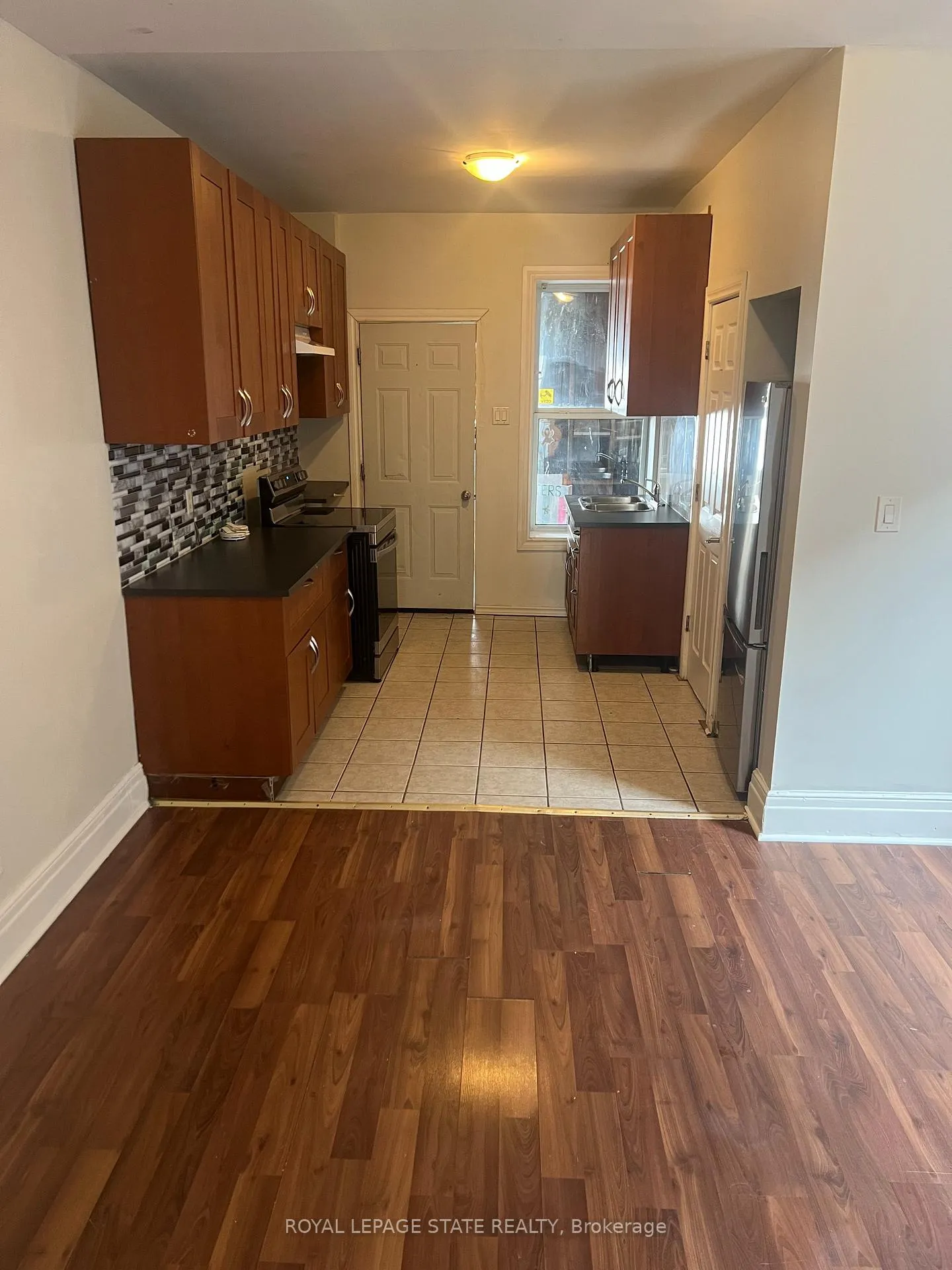 Photo 11 of Unit 2, 599 King Street E, Hamilton, Landsdale — HOMEH