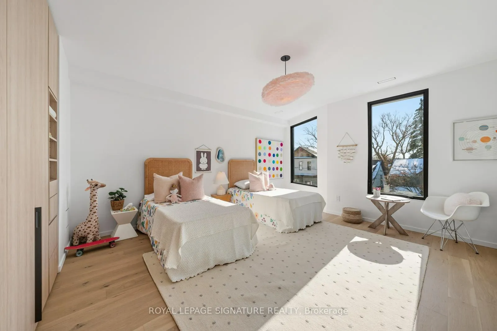 Photo 19 of 22 Duart Park Road, Toronto, The Beaches — HOMEH