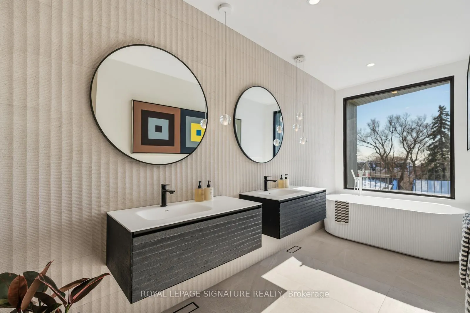 Photo 36 of 22 Duart Park Road, Toronto, The Beaches — HOMEH