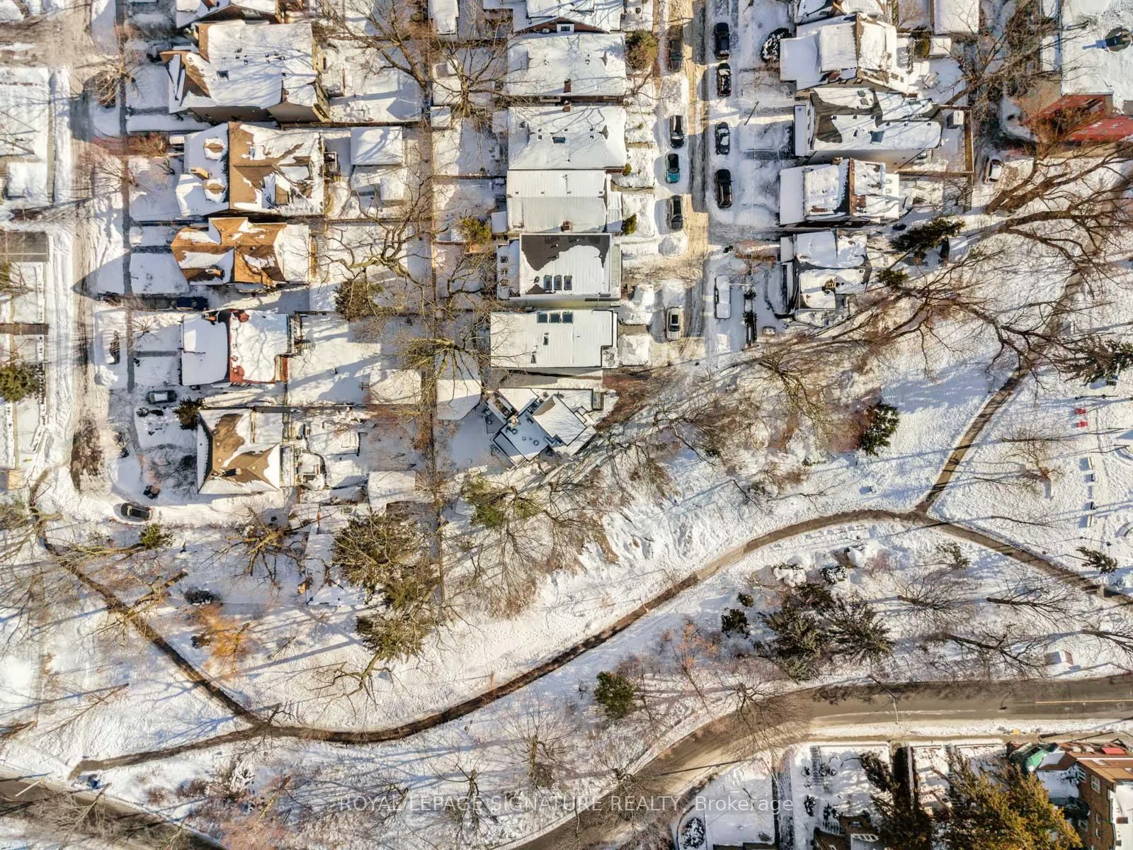 Photo 46 of 22 Duart Park Road, Toronto, The Beaches — HOMEH