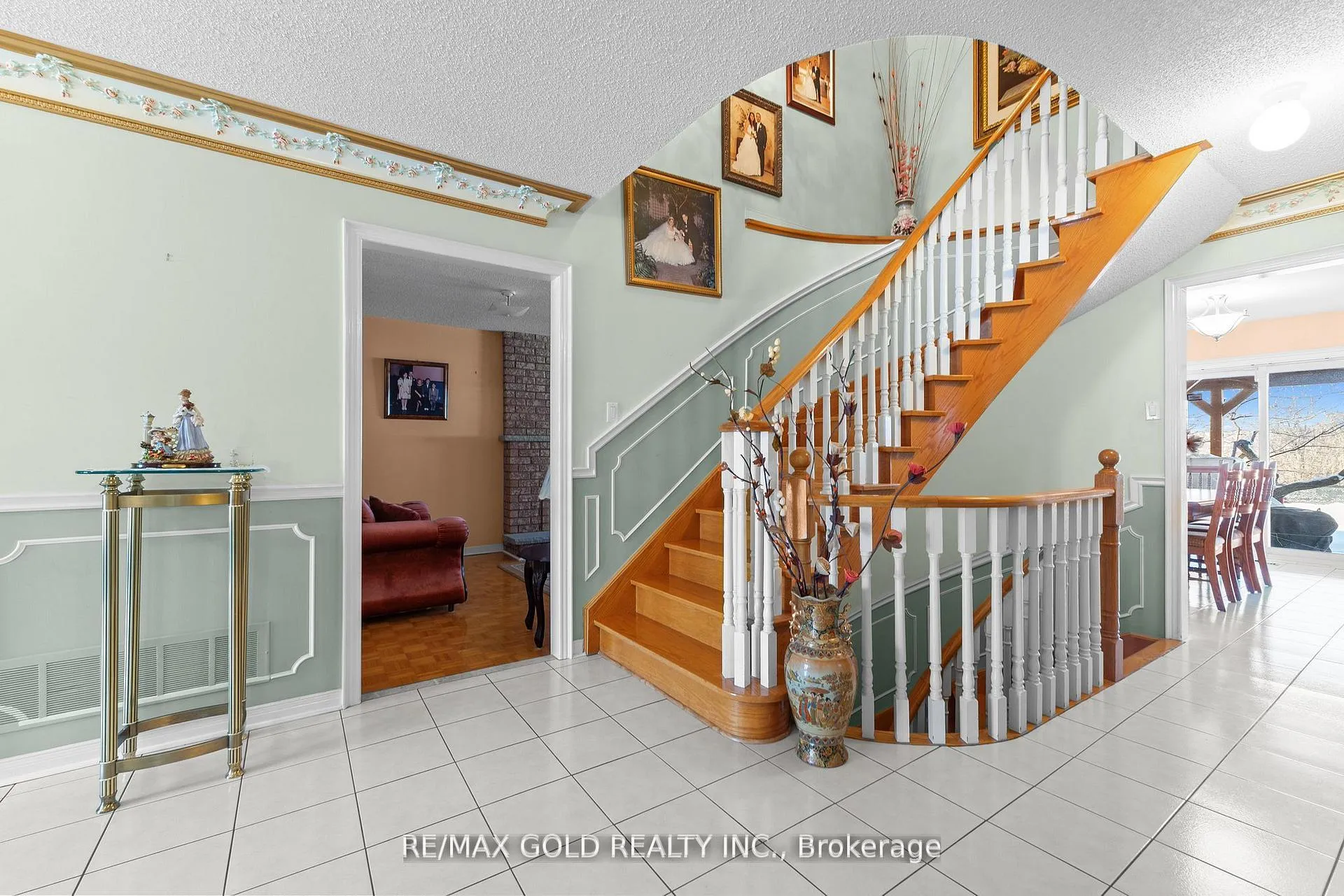 Photo 9 of 38 Mountainberry Road, Brampton, Sandringham-Wellington — HOMEH