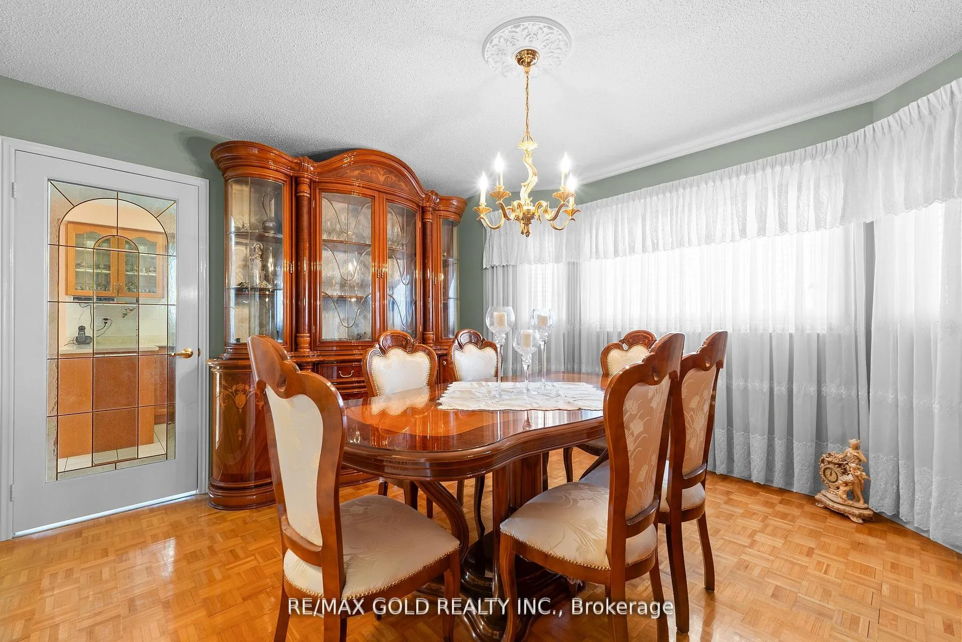 Photo 10 of 38 Mountainberry Road, Brampton, Sandringham-Wellington — HOMEH