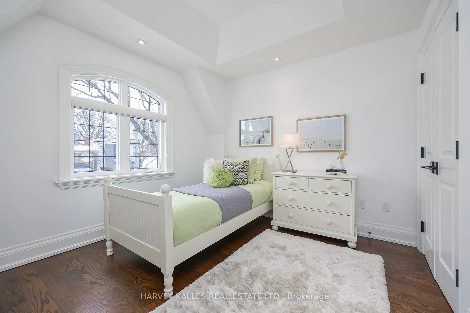 Photo 36 of 34 Latimer Avenue, Toronto, Forest Hill North — HOMEH