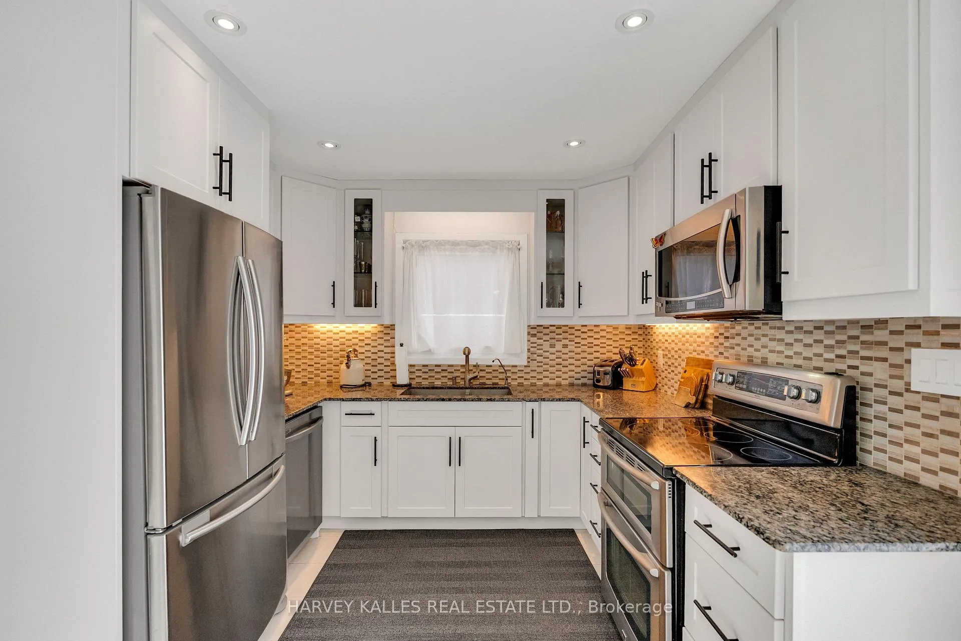 Photo 13 of 33 Ravengloss Drive, Markham, German Mills — HOMEH