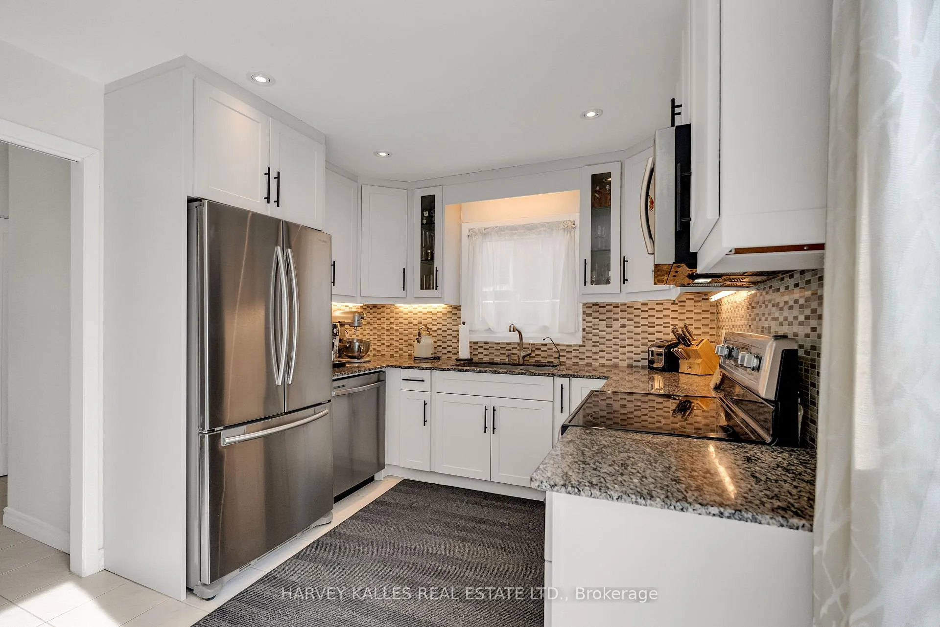 Photo 14 of 33 Ravengloss Drive, Markham, German Mills — HOMEH