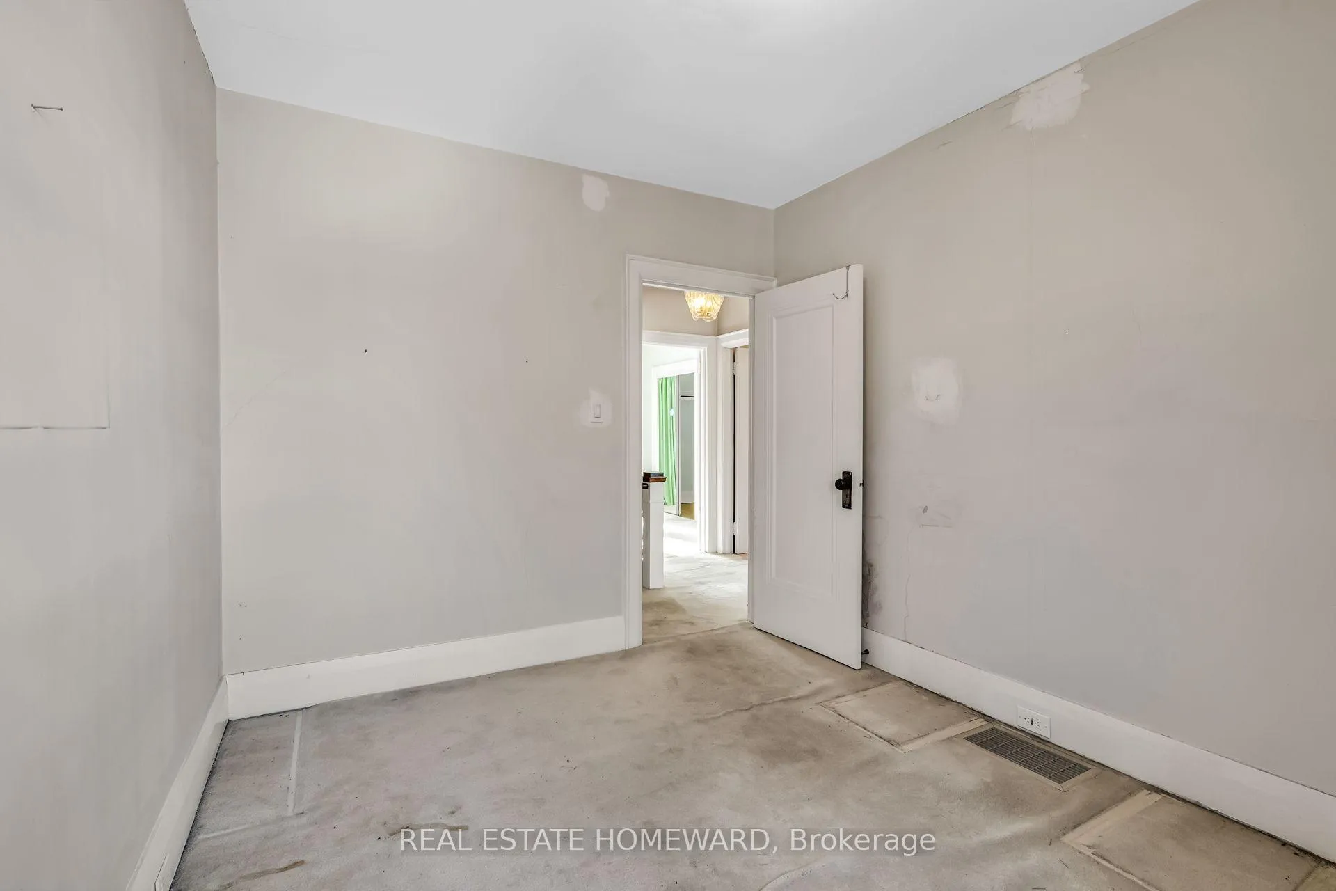 Photo 17 of 94 Fairlawn Avenue, Toronto, Lawrence Park North — HOMEH