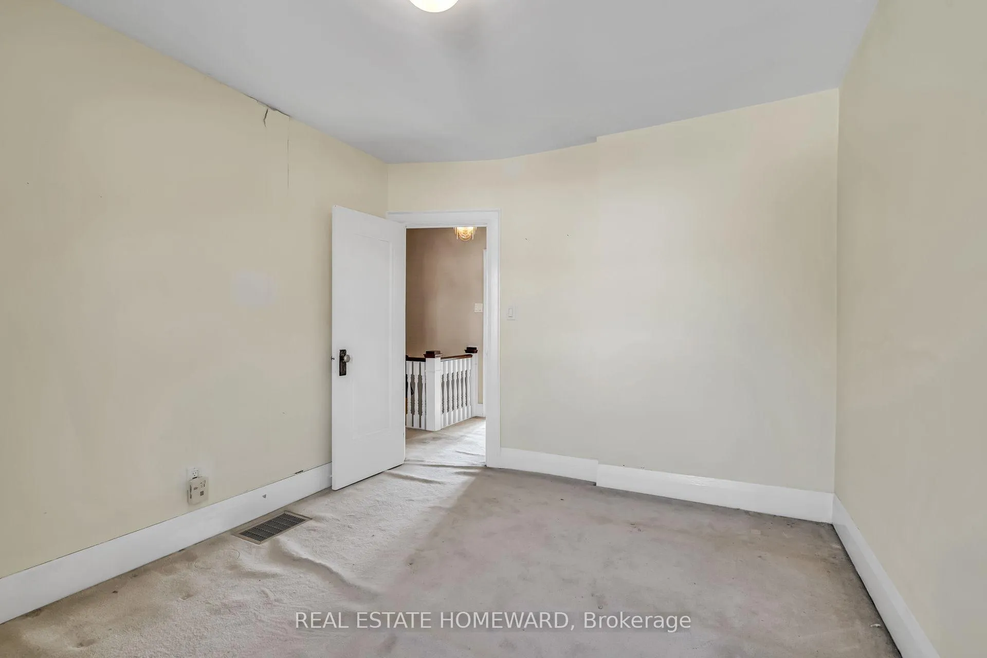 Photo 19 of 94 Fairlawn Avenue, Toronto, Lawrence Park North — HOMEH