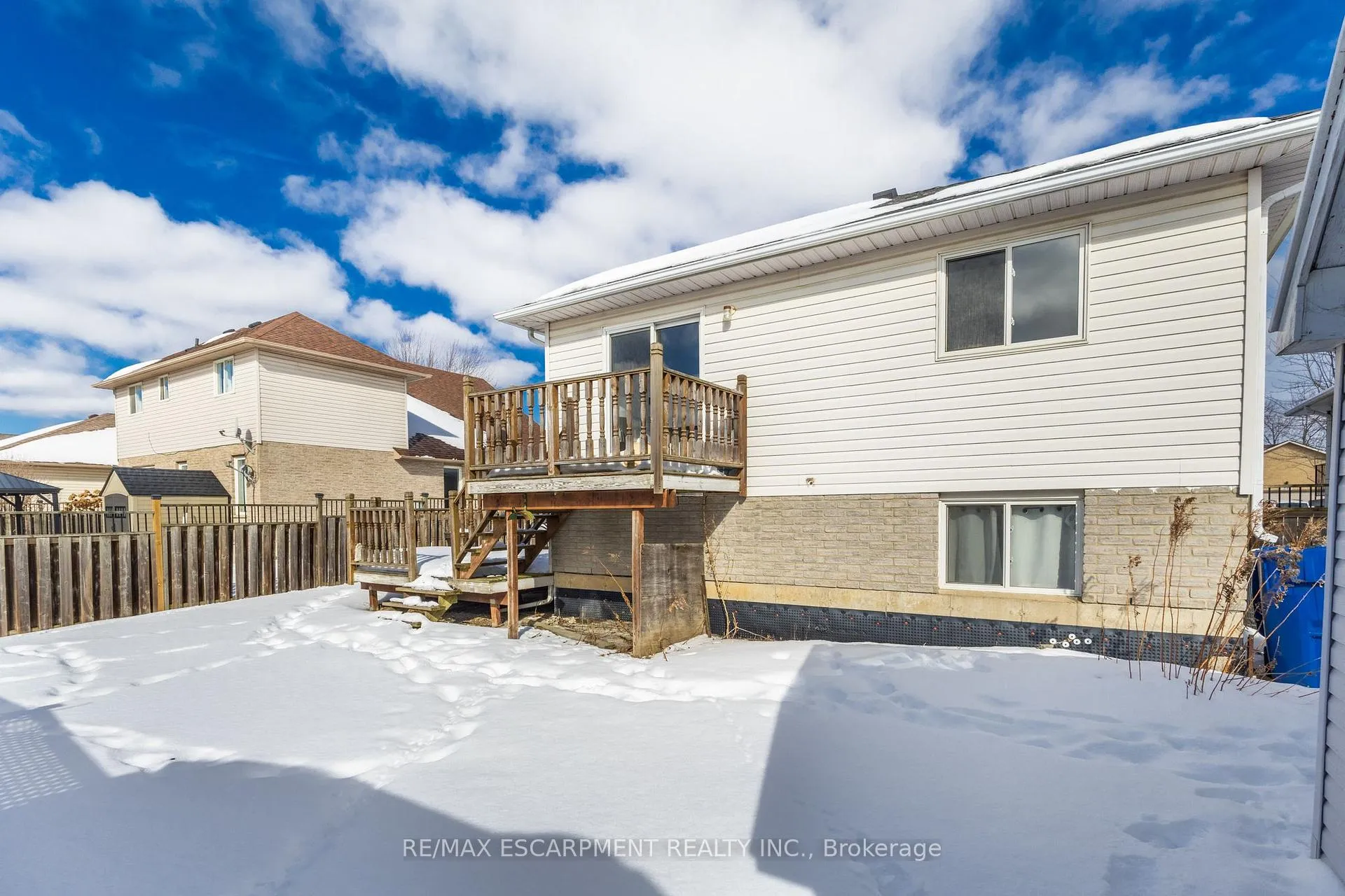 Photo 33 of 29 Longview Court, Hamilton, Mount Hope — HOMEH