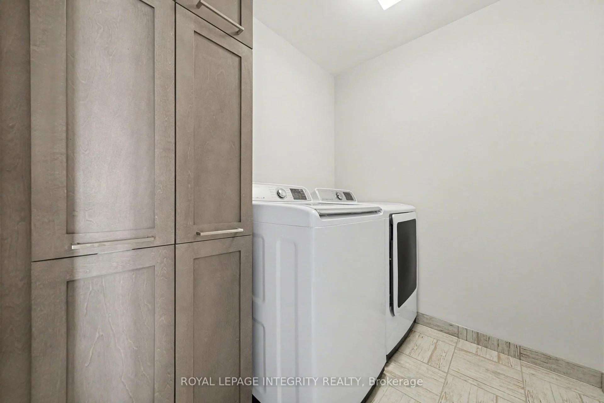 Photo 27 of 725 Guardian Grove, Ottawa, Riverside South/Gloucester Glen — HOMEH