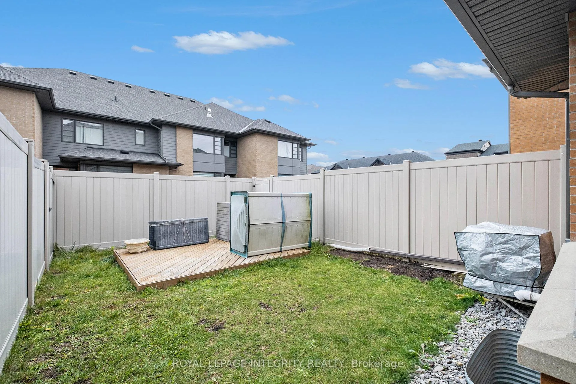 Photo 31 of 725 Guardian Grove, Ottawa, Riverside South/Gloucester Glen — HOMEH