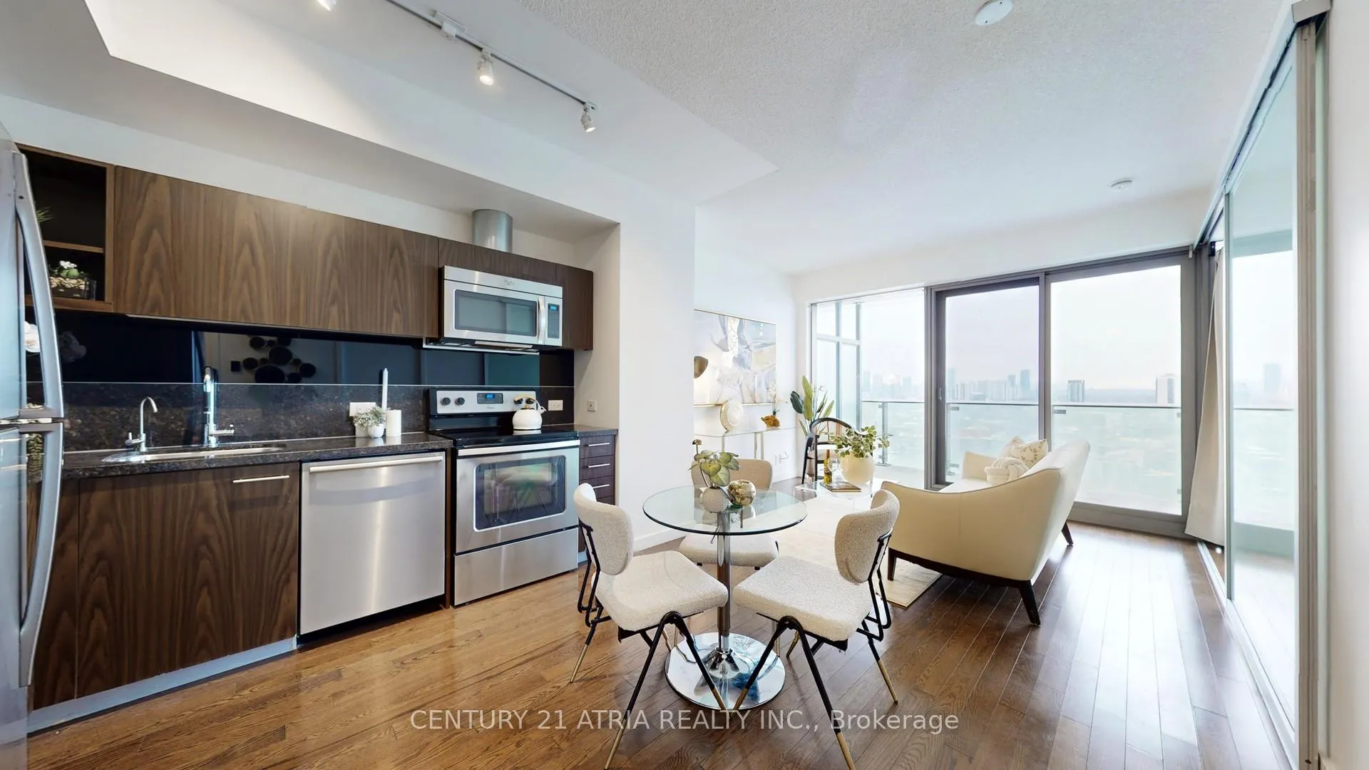 Front of Unit 2404, 390 Cherry Street