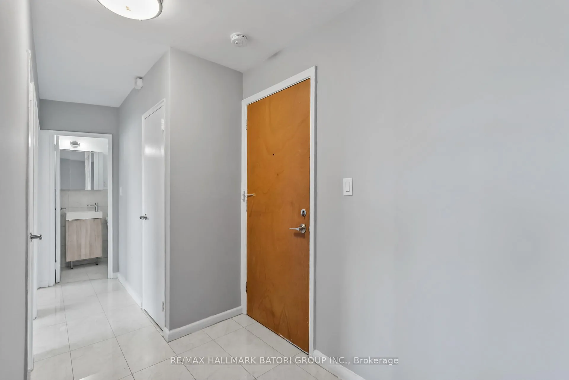 Photo 4 of Unit 403, 159 Russell Hill Road, Toronto, Casa Loma — HOMEH