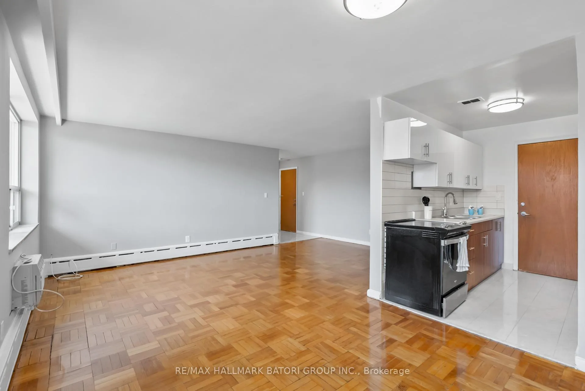 Photo 17 of Unit 403, 159 Russell Hill Road, Toronto, Casa Loma — HOMEH