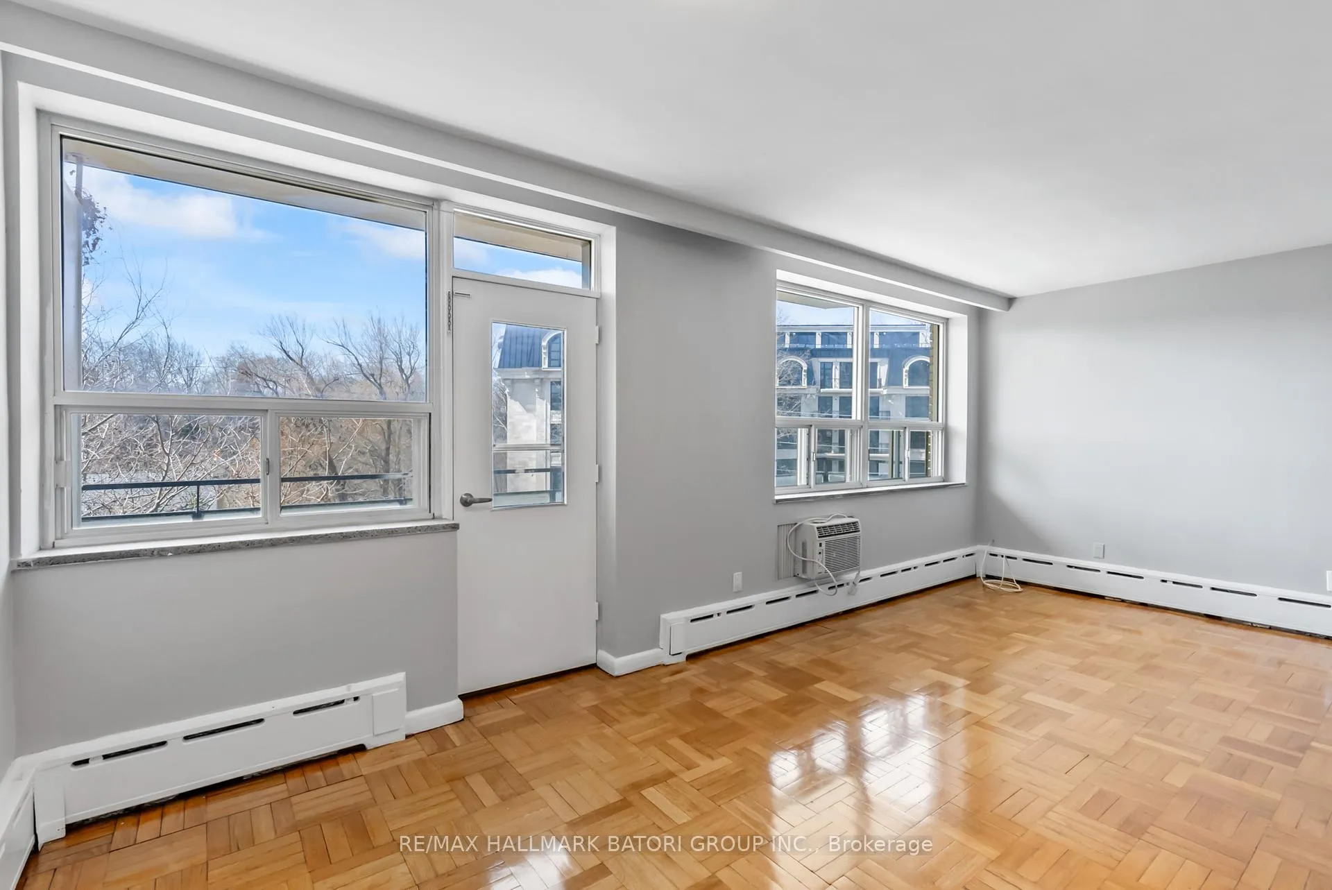 Photo 18 of Unit 403, 159 Russell Hill Road, Toronto, Casa Loma — HOMEH