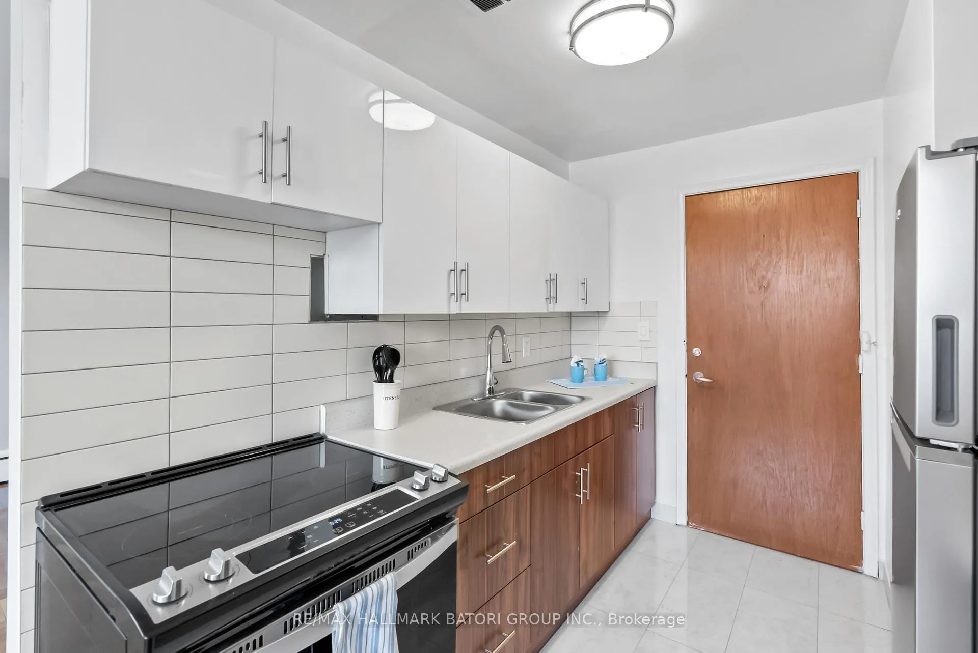 Photo 25 of Unit 403, 159 Russell Hill Road, Toronto, Casa Loma — HOMEH