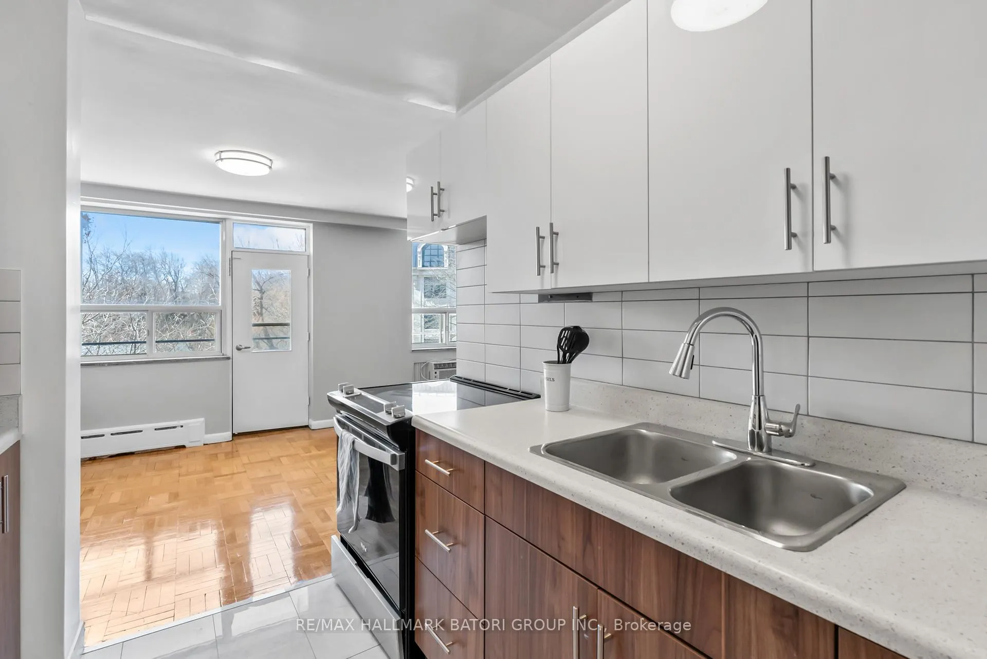 Photo 29 of Unit 403, 159 Russell Hill Road, Toronto, Casa Loma — HOMEH