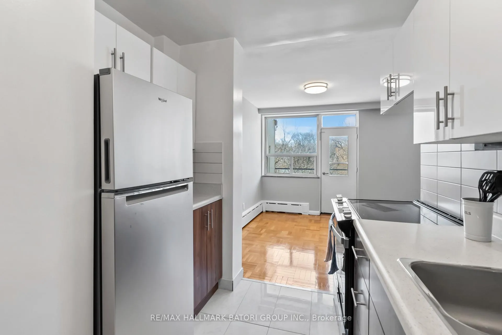 Photo 30 of Unit 403, 159 Russell Hill Road, Toronto, Casa Loma — HOMEH