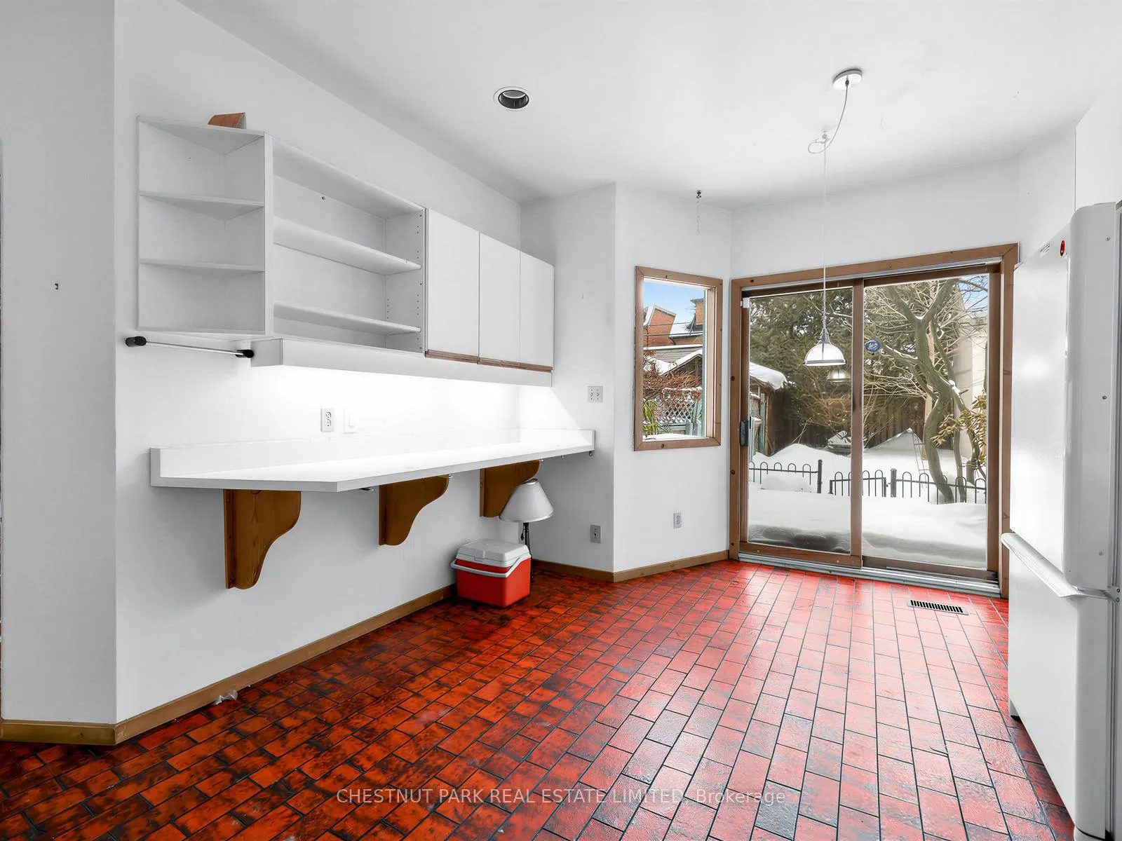 Photo 8 of 38 Walmsley Boulevard, Toronto, Yonge-St. Clair — HOMEH