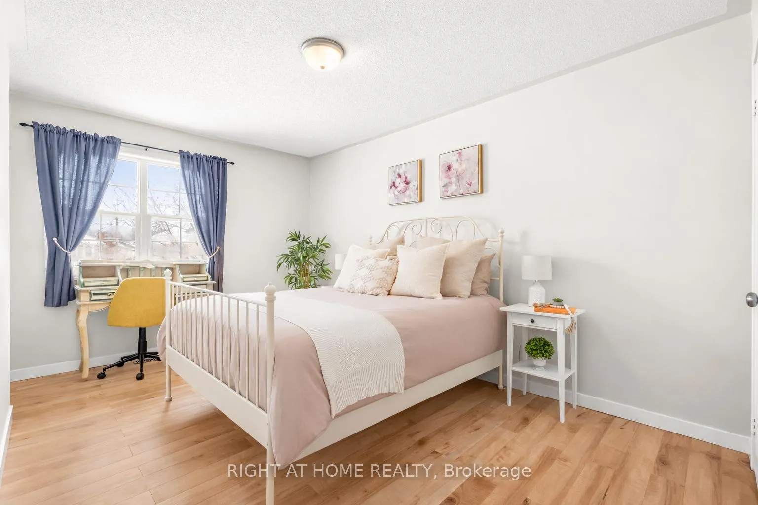 Photo 13 of 146 Maplewood Drive, Essa, Angus — HOMEH