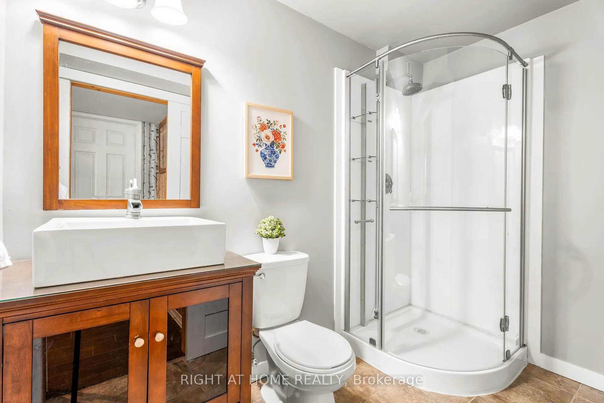 Photo 19 of 146 Maplewood Drive, Essa, Angus — HOMEH