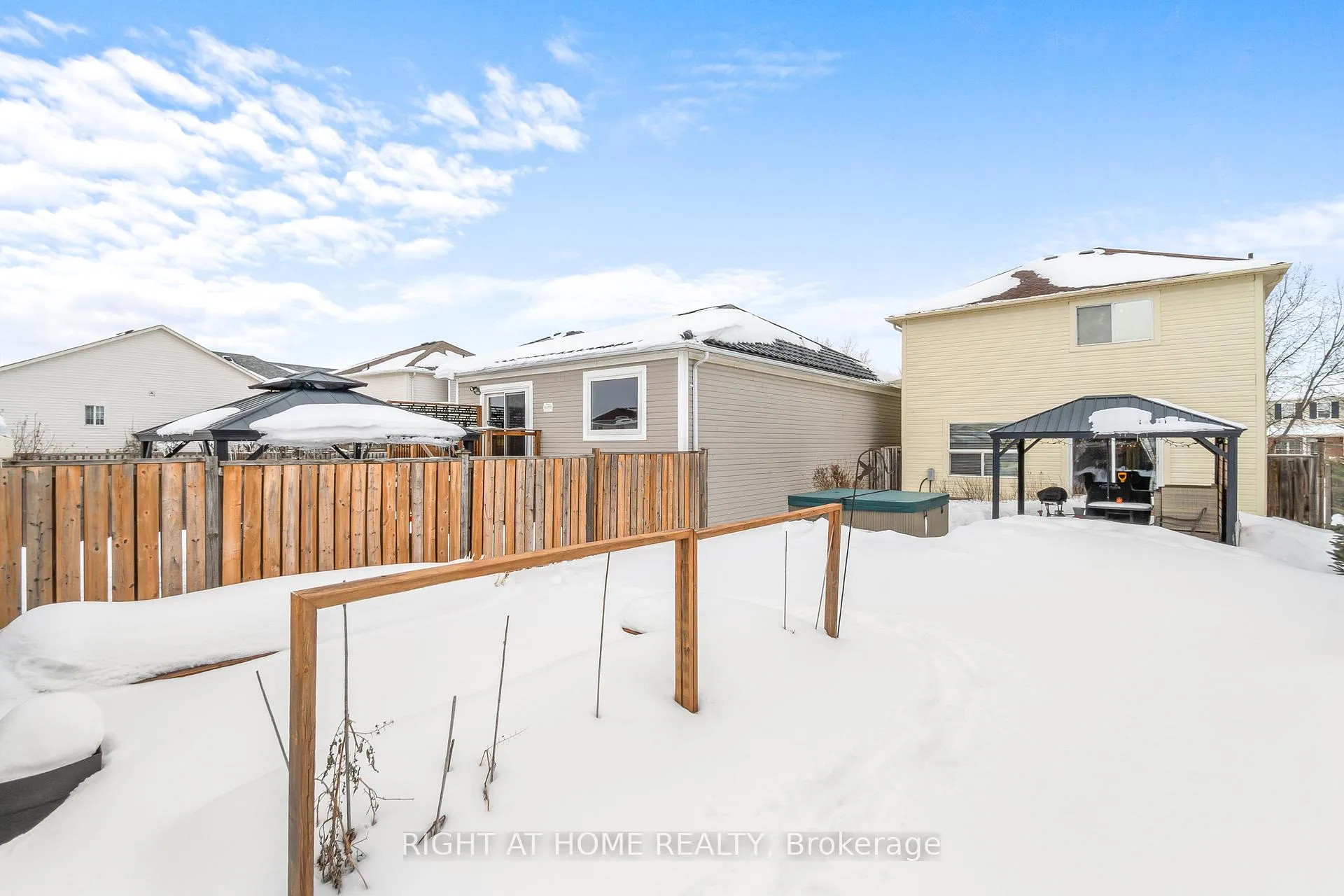 Photo 21 of 146 Maplewood Drive, Essa, Angus — HOMEH
