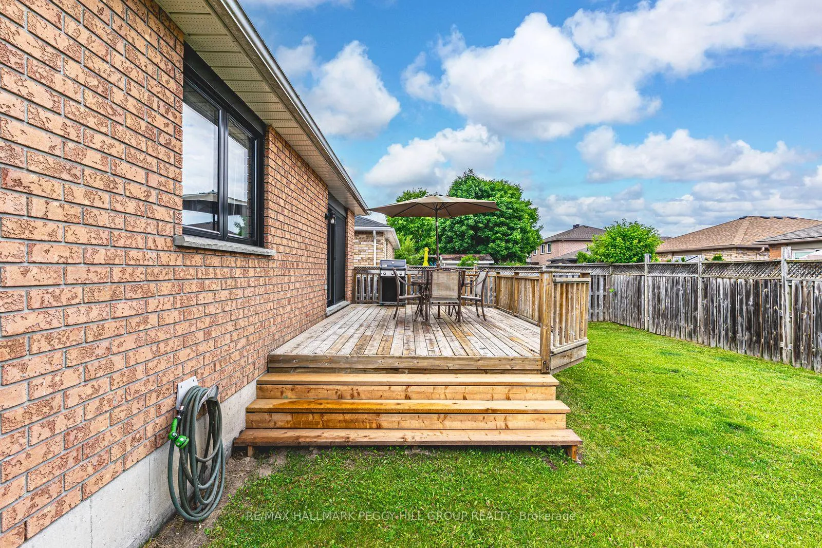 Photo 12 of 236 Pringle Drive, Barrie, Edgehill Drive — HOMEH