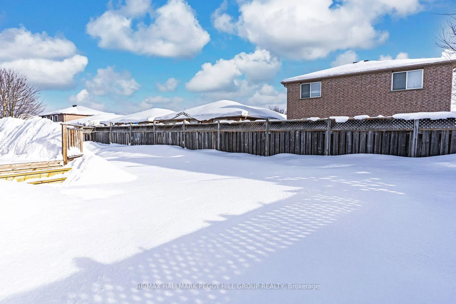 Photo 14 of 236 Pringle Drive, Barrie, Edgehill Drive — HOMEH