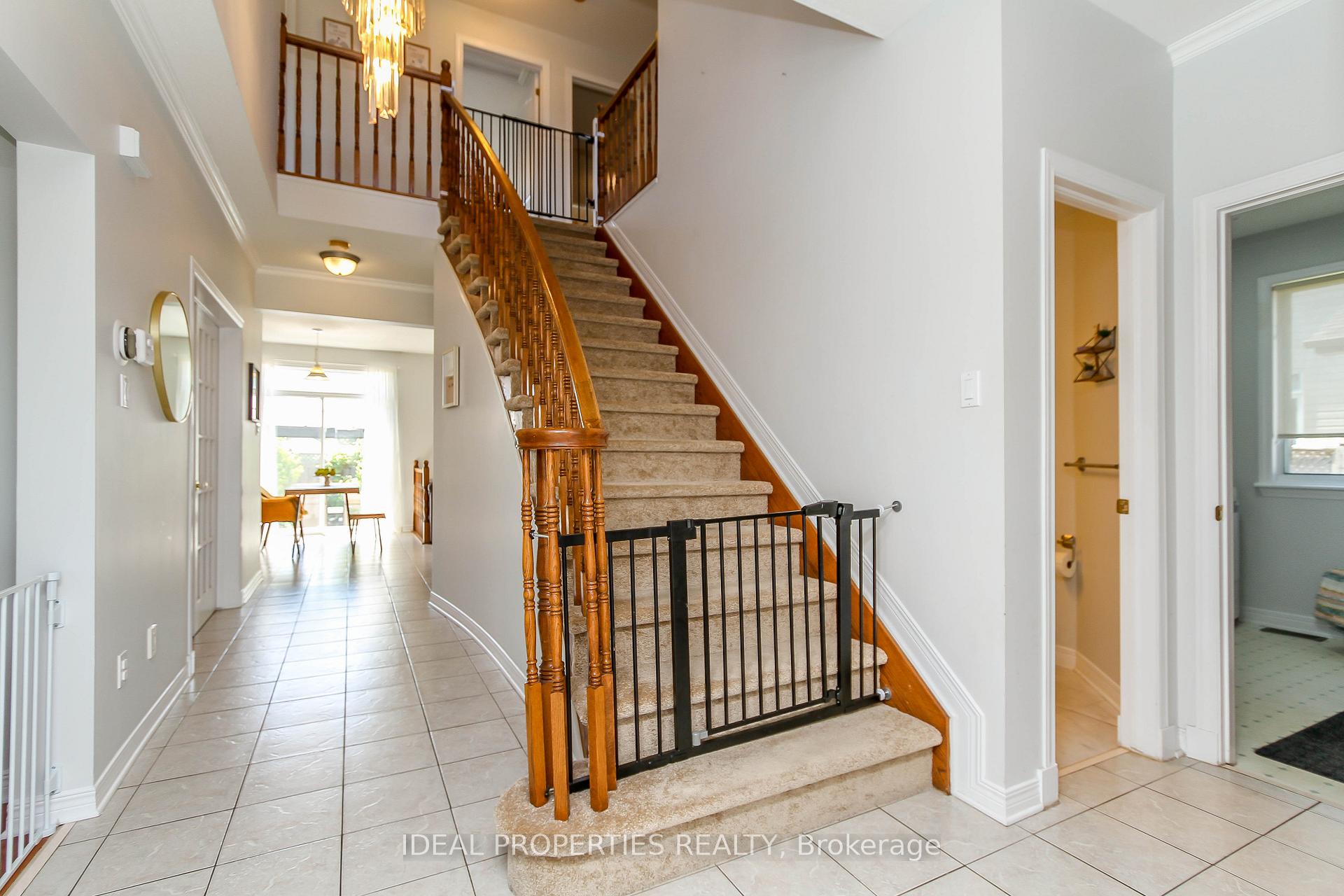 Photo 5 of 27 Fanterra Way, Ottawa, Hunt Club Park/Greenboro — HOMEH