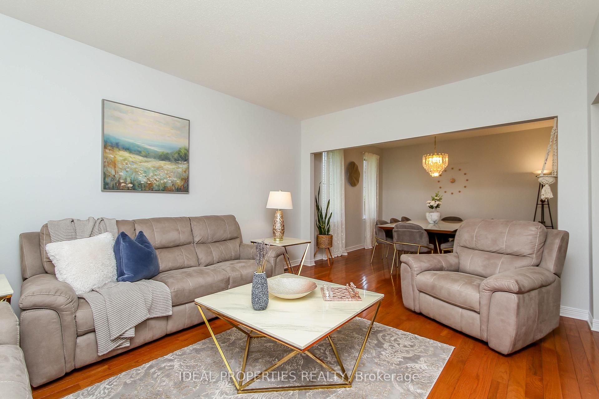 Photo 8 of 27 Fanterra Way, Ottawa, Hunt Club Park/Greenboro — HOMEH