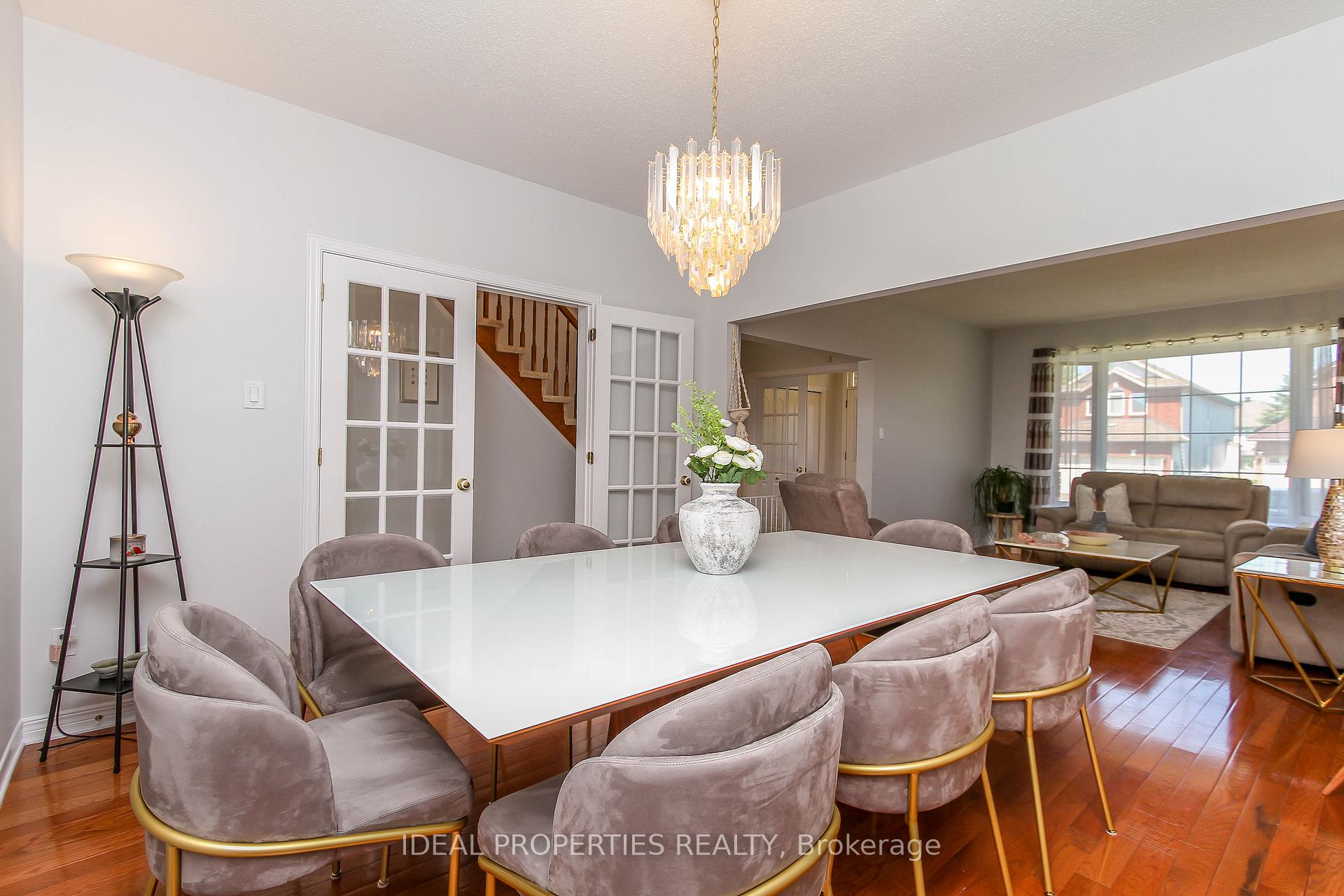 Photo 10 of 27 Fanterra Way, Ottawa, Hunt Club Park/Greenboro — HOMEH