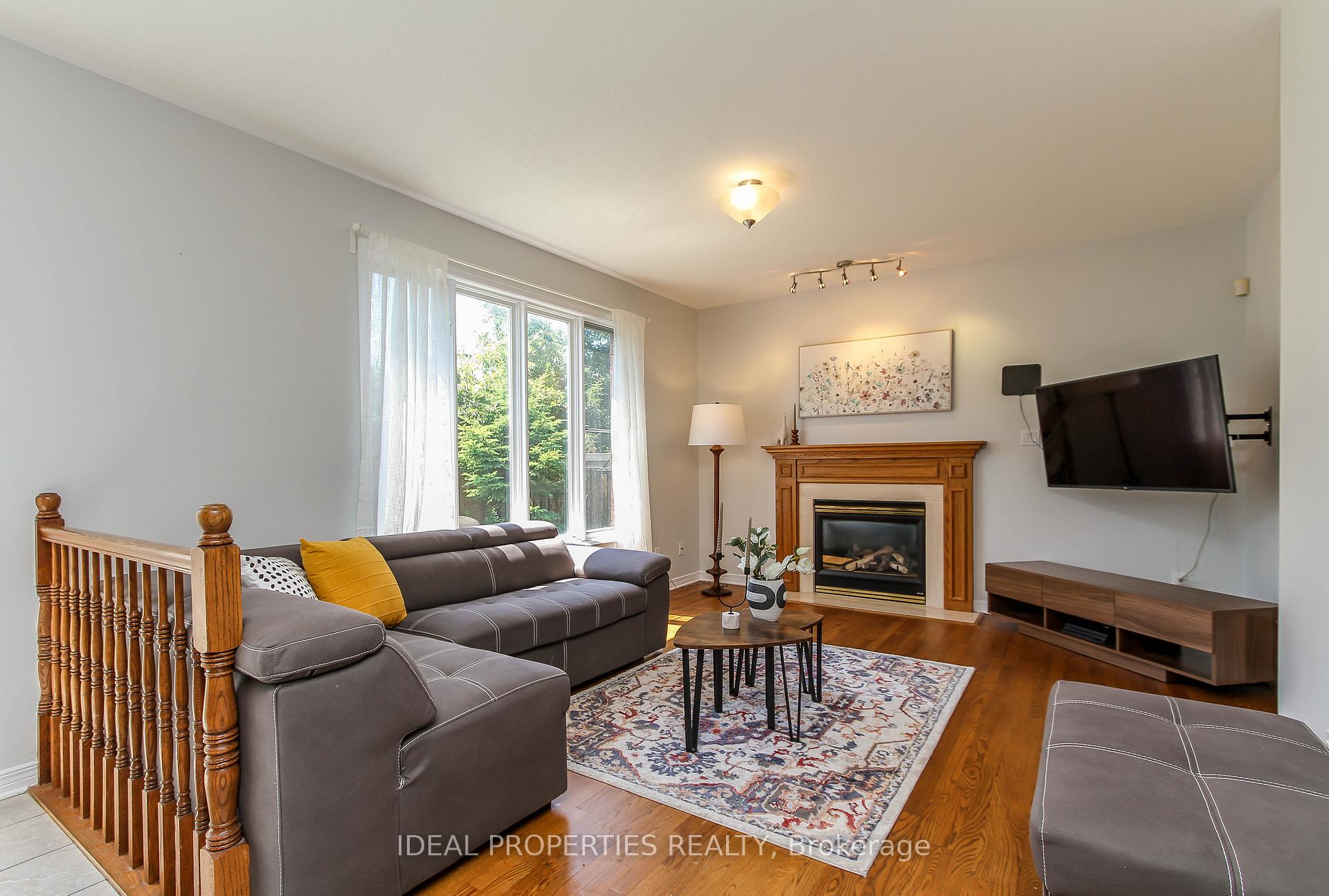 Photo 11 of 27 Fanterra Way, Ottawa, Hunt Club Park/Greenboro — HOMEH