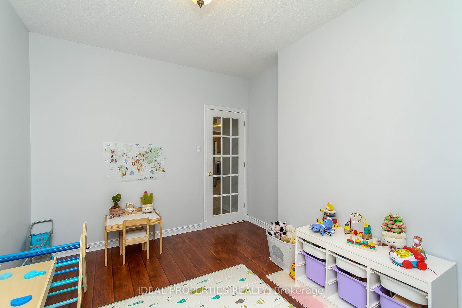Photo 20 of 27 Fanterra Way, Ottawa, Hunt Club Park/Greenboro — HOMEH