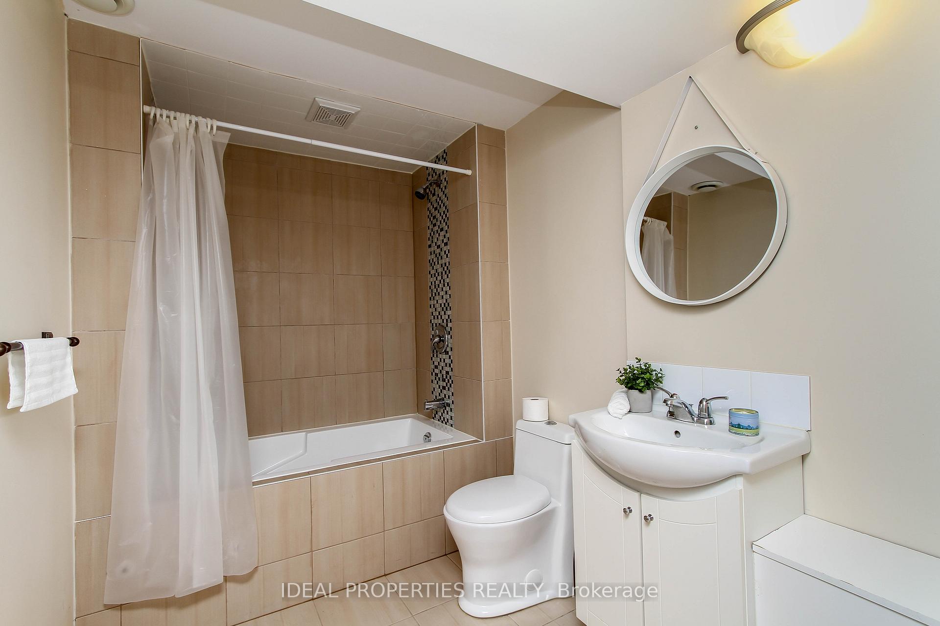 Photo 42 of 27 Fanterra Way, Ottawa, Hunt Club Park/Greenboro — HOMEH