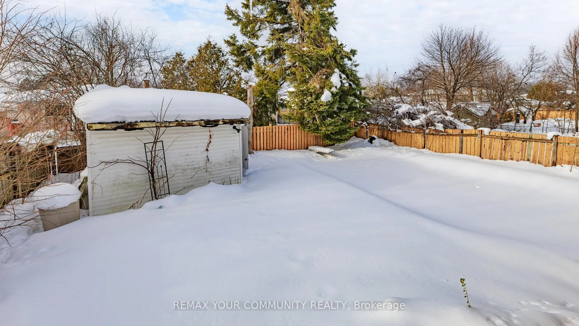 Photo 27 of 14 Lonsdale Place, Barrie, Grove East — HOMEH
