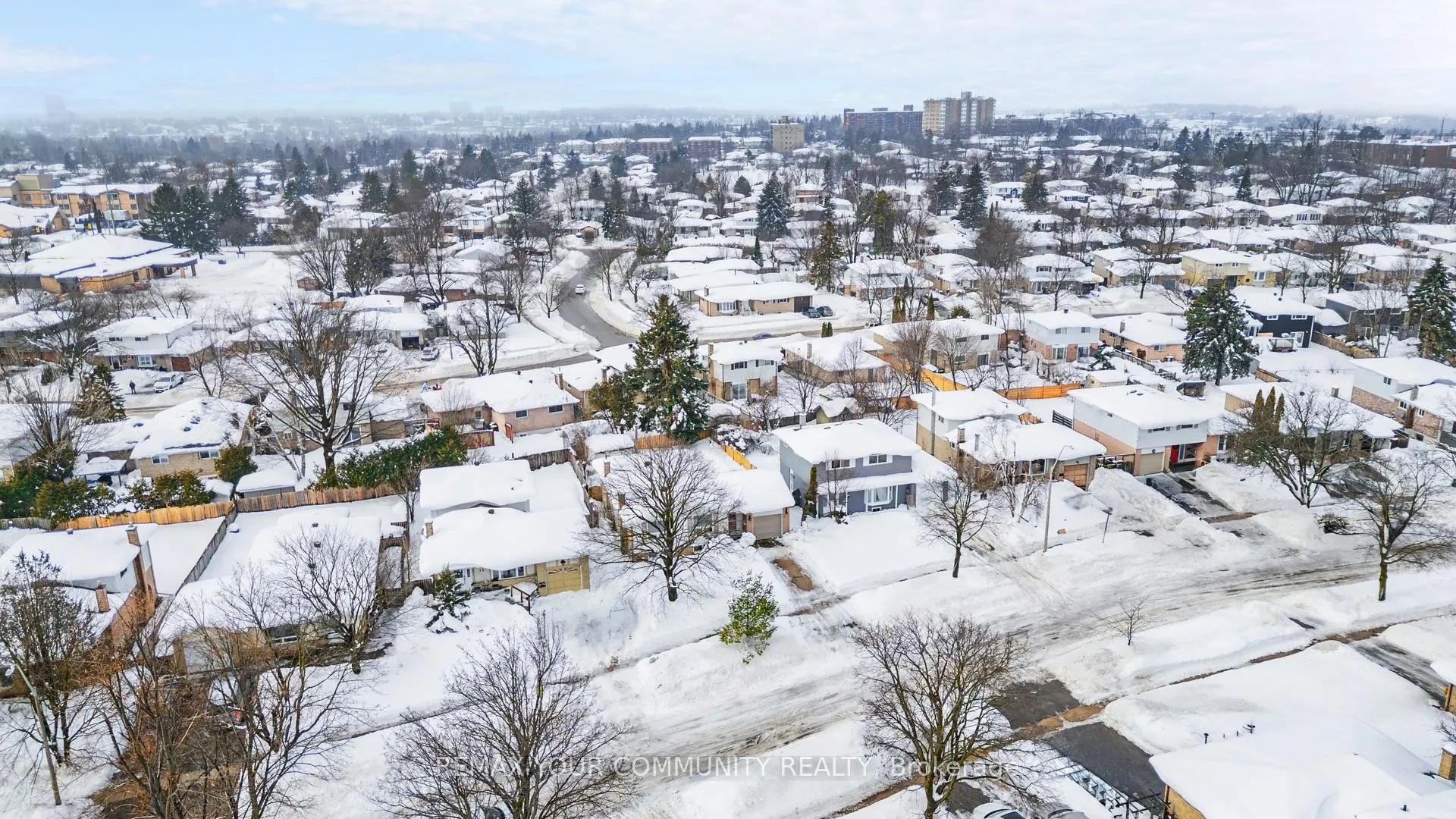 Photo 30 of 14 Lonsdale Place, Barrie, Grove East — HOMEH